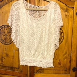 White lace top. XL women.